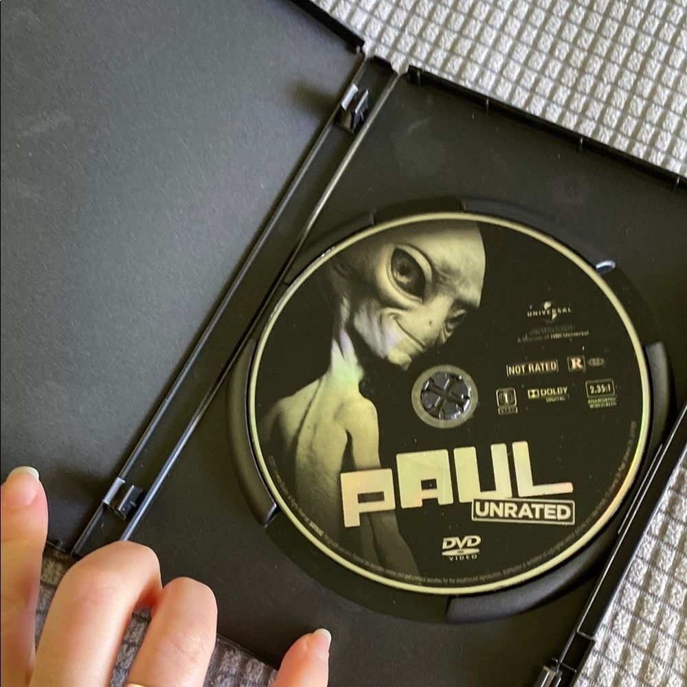 Paul DVD - Picture 3 of 3